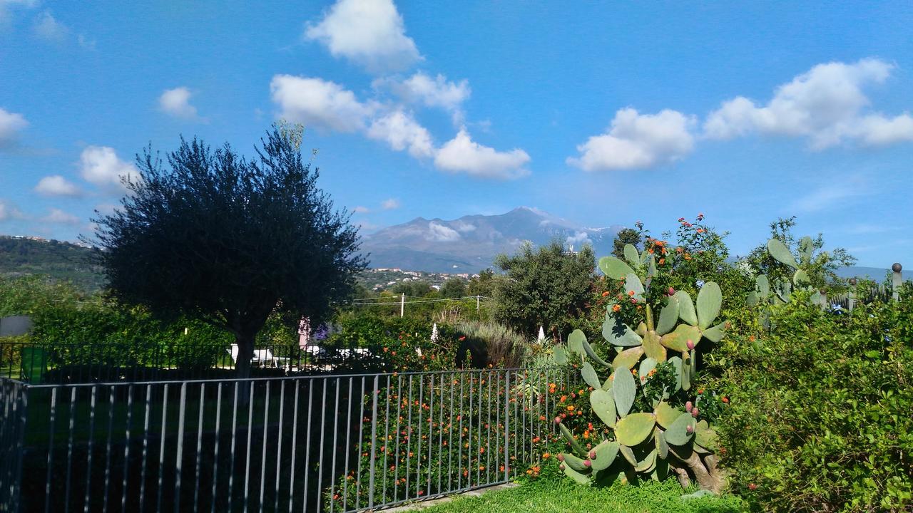 Case Vacanze Residence Trinacria Acireale Exterior foto