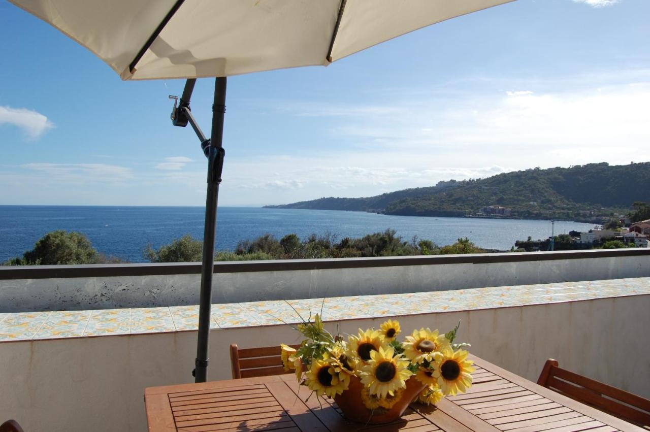 Case Vacanze Residence Trinacria Acireale Exterior foto